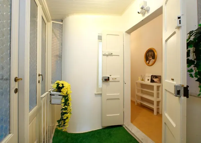 Guest house Breathe Liguria - Lucy: Historic Center Seaside 3*